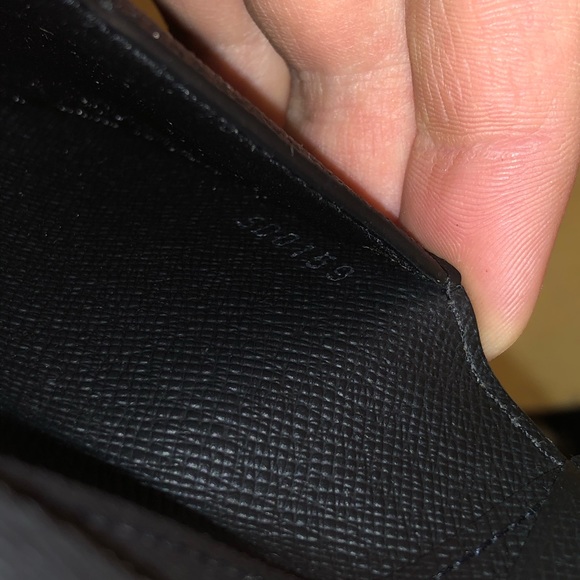 Stunning men’s Louis Vuitton wallet - Picture 5 of 8